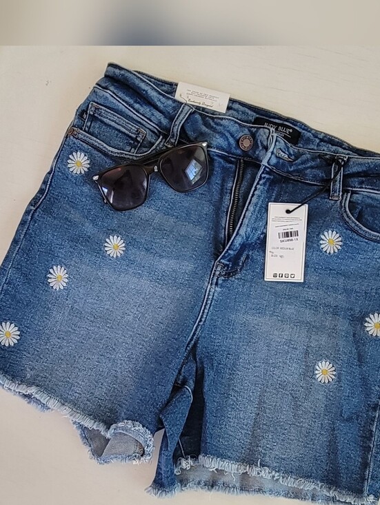Judy Blue Pants - Judy Blue High Waste Embrodered Short